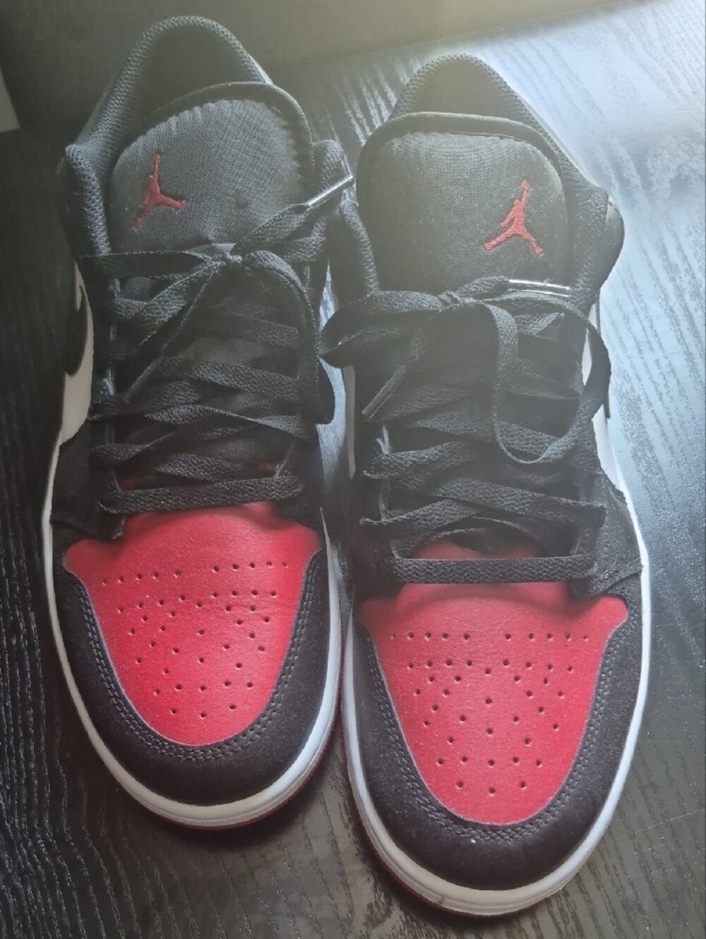 Nike Men's Low-Top Sneakers - Black, Red & White - Picture 4 of 8